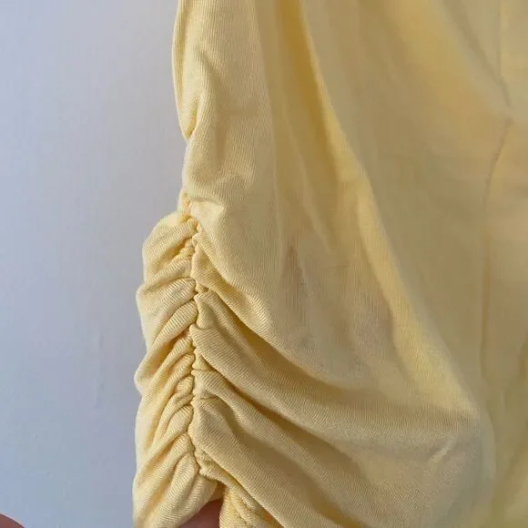 Gaze Yellow Sleeveless Top - Picture 3 of 5